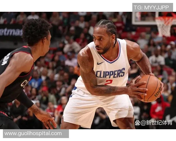 马刺与快船首场对决精彩回顾及赛后分析，谁能在季后赛中占得先机